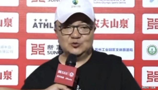 里夫斯短信调侃詹皇:高尔夫好心情被你毁掉