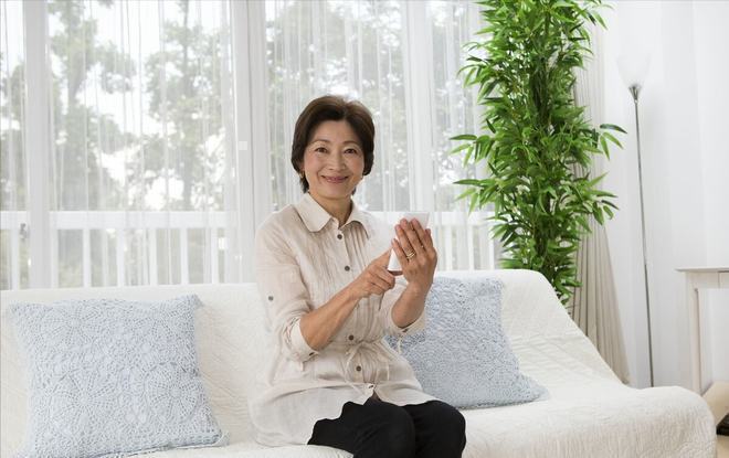 安德烈耶娃法网登顶 首夺大满贯女单冠军