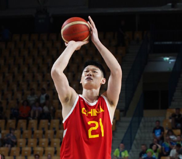 休赛期第5支！深圳男篮换帅，顾全上任，CBA换帅潮，下一位是谁！