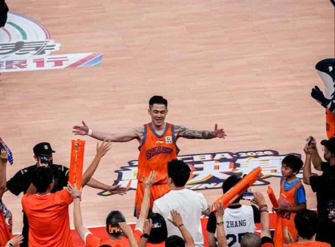 约基奇砍20+9+8!塞尔维亚男篮险胜法国 文班低迷10分6失误