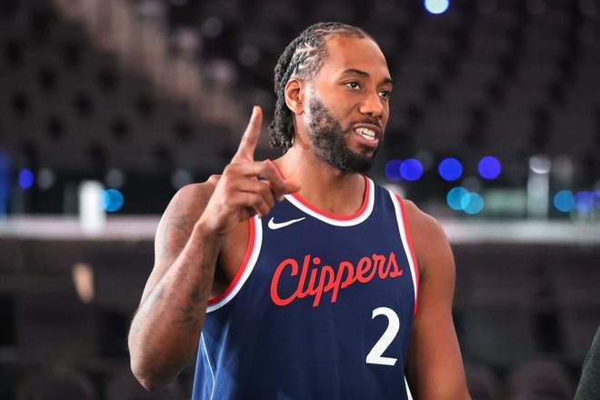卡里克狂喜！曼联天赐良机！苦等 17 年终迎金球巨星