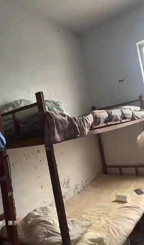 C罗在世界杯淘汰赛中尚未有过进球,拿什么和梅西比