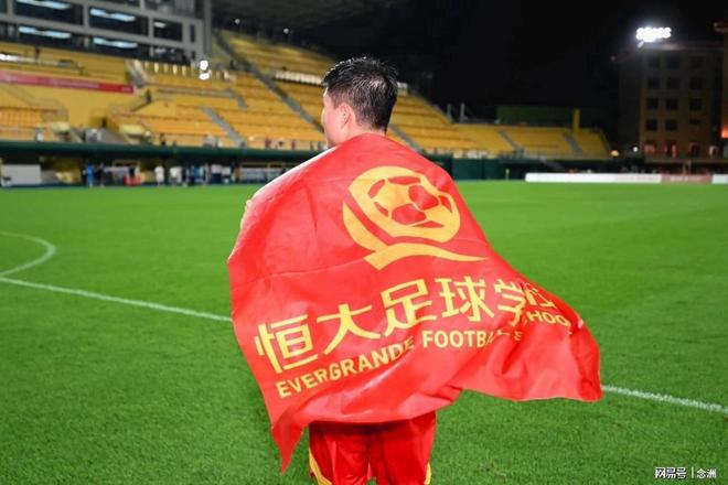 原来庄则栋已去世13年,妻子每年从日本来纪念他,余生没再找老伴
