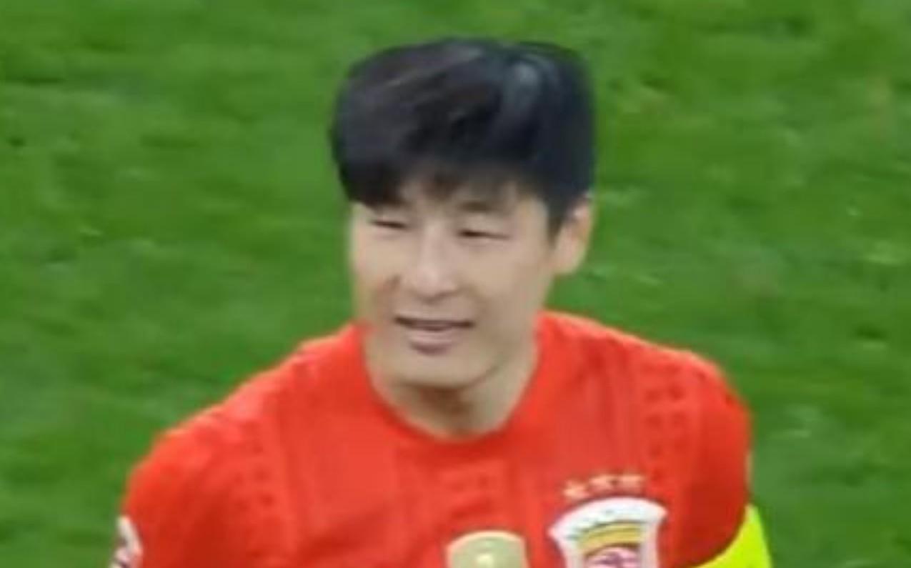 谢贤也没想到,自己离开还不到一周,两个孙子竟成了谢霆锋的退路