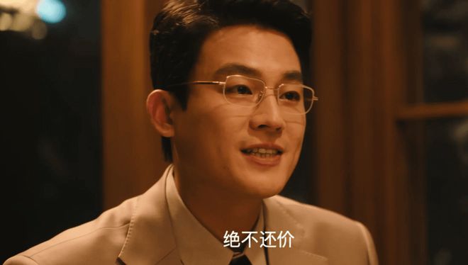 换一个轮胎2500块!小米车主:真心碎了,当时干啥要买20寸的呀,也不知道换一下这么贵啊!网友:电车省油不省钱啊