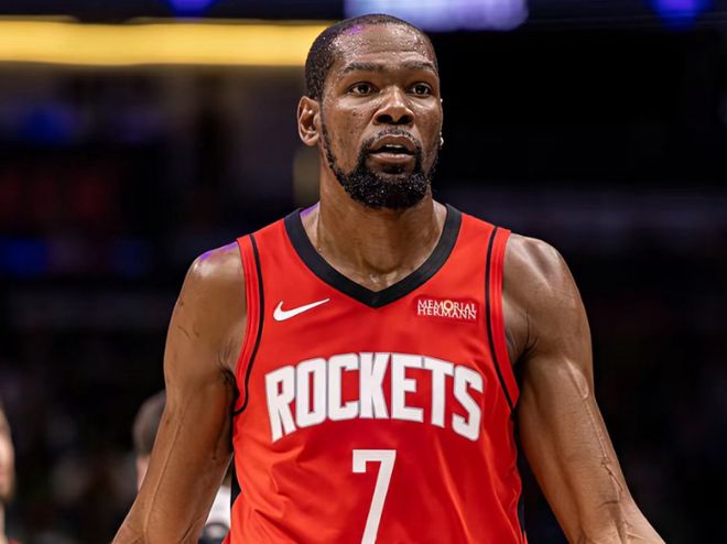 遗憾?32岁凯恩未登场!放弃冲世界杯金靴 单季73球仍难超梅西神迹