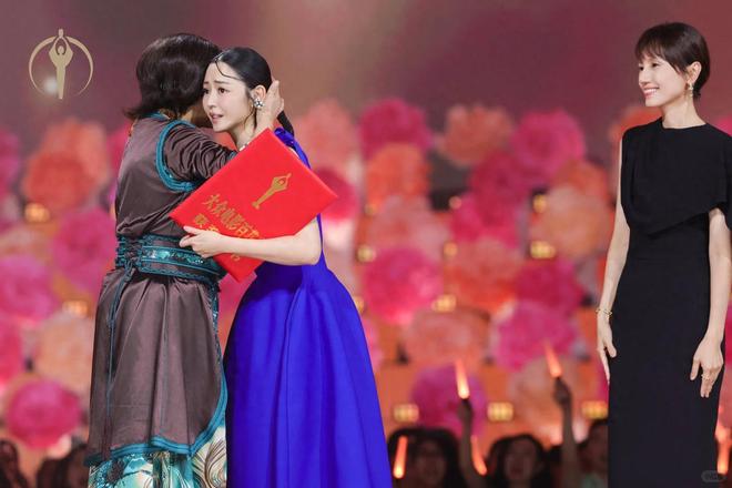 俄无人机差点打到英国前首相约翰逊?佩斯科夫回应:俄军正在乌全境执行任务